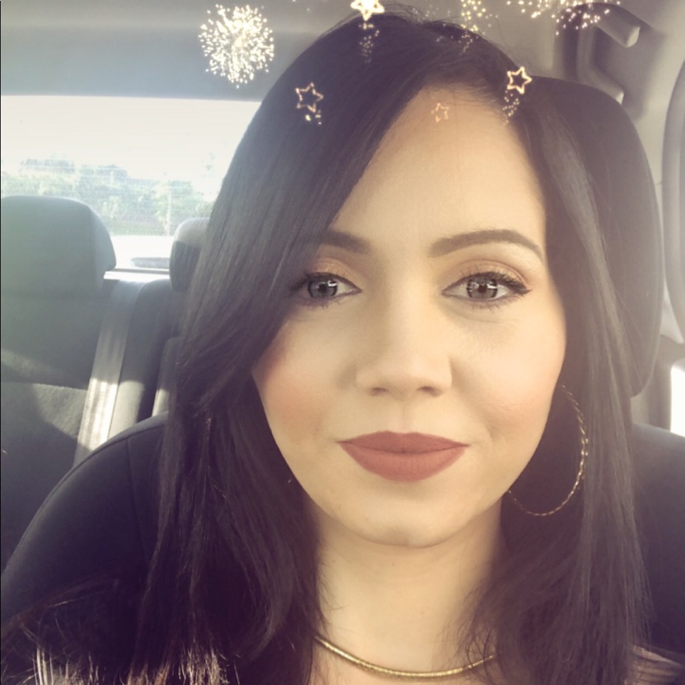 Meet your Posher, Roselyn